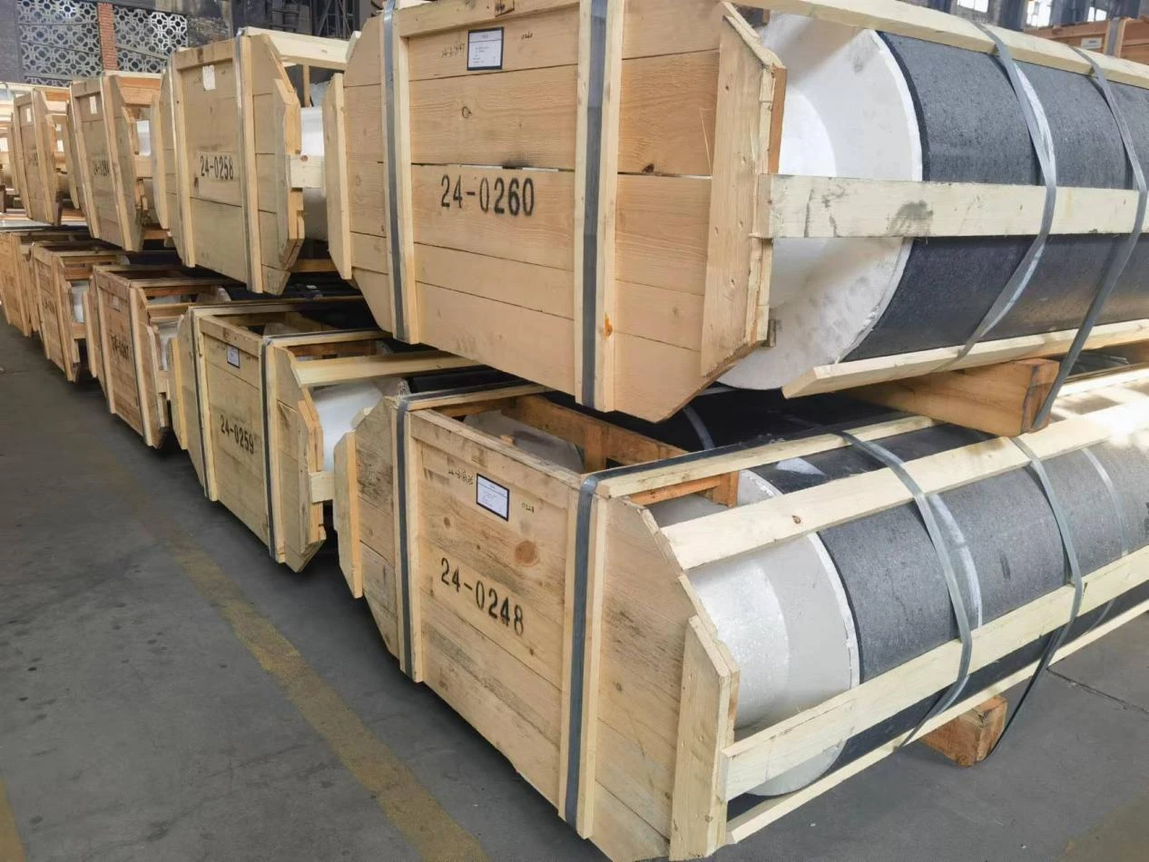 High-power graphite electrode