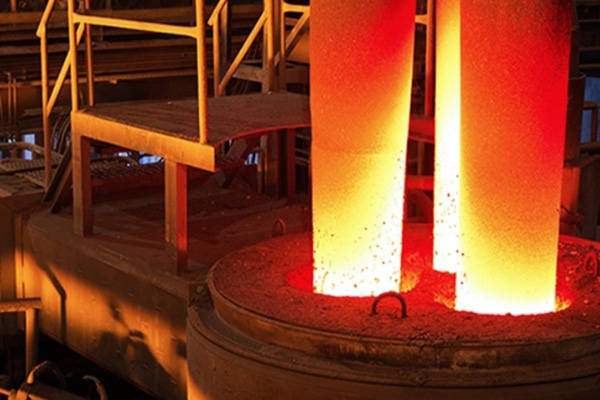 The Indispensable Role of Electrodes in Electric Arc Furnace Steelmaking