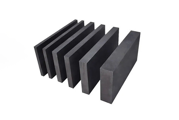 Why Graphite Blocks Excel in Extreme Temperatures？