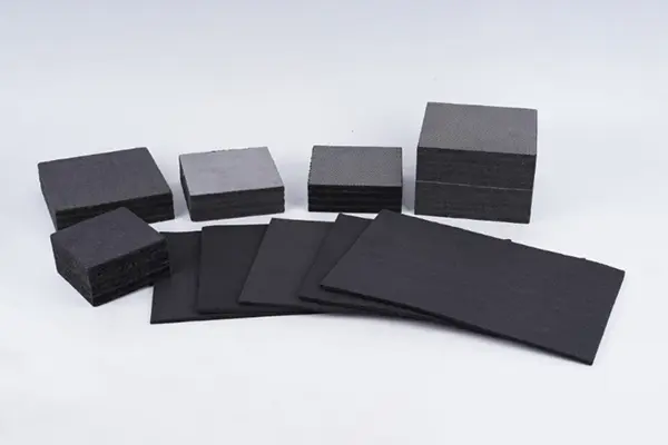 Understanding the Difference Between Carbon Felt and Graphite Felt