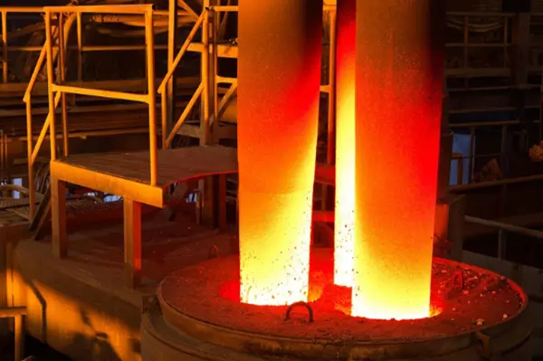 The Power of Electrodes: Why Graphite and Other Materials are Essential for Electrolysis and Beyond
